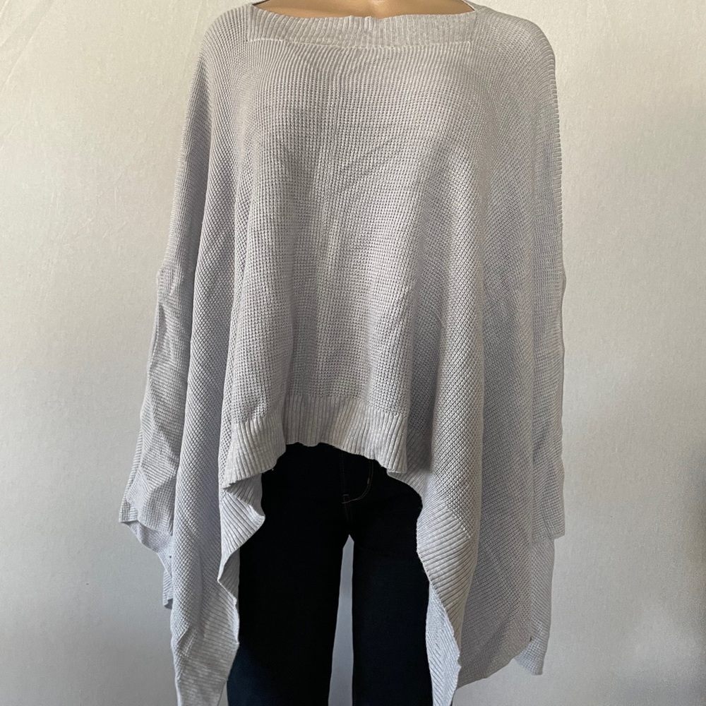 Lululemon Forward Flow Cape Poncho Sweater Womens One Size Silver Fox Alpine